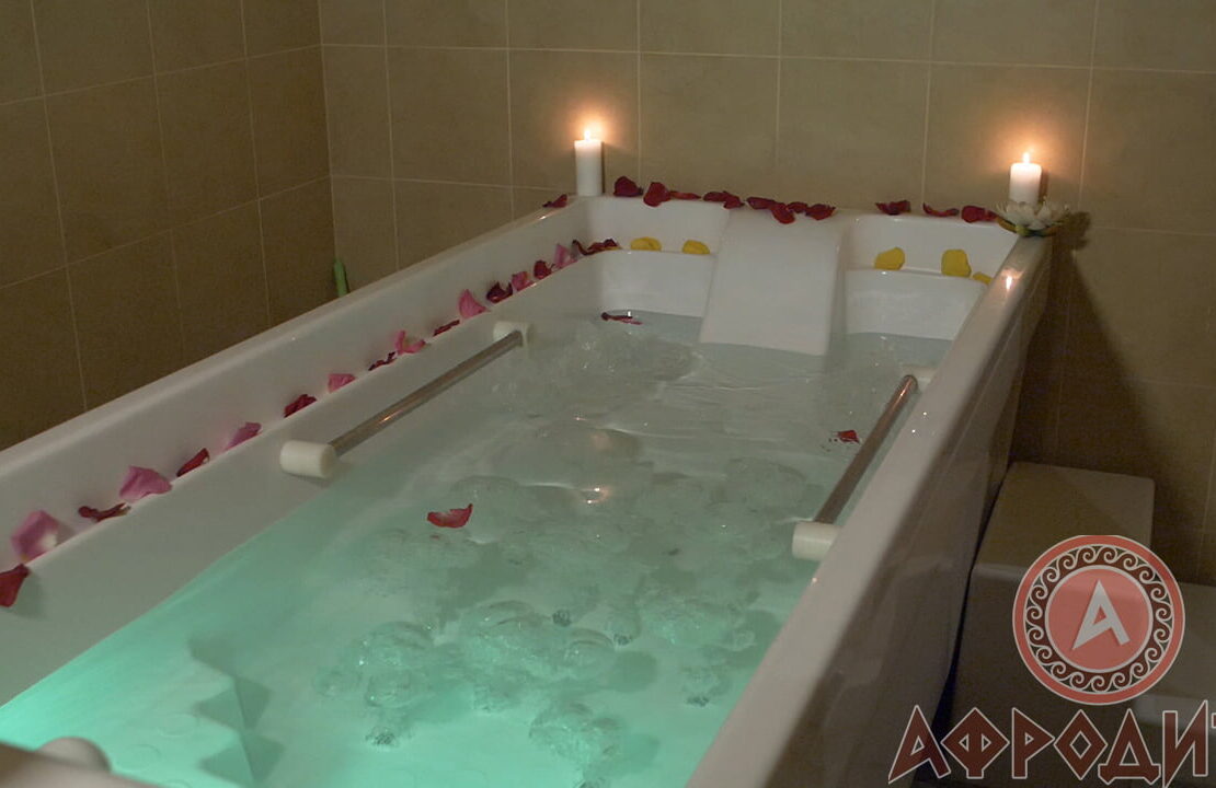 Гидромассажная ванна в спа салоне Афродита в Железнодорожном
